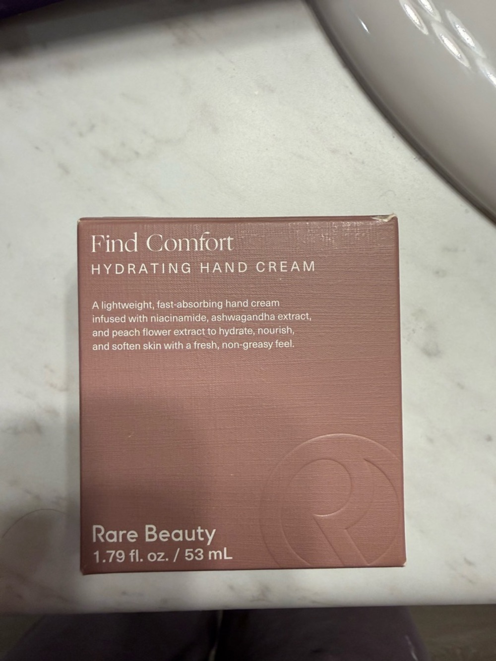 Rare Beauty Find Comfort Hydrating Hand Cream - Dusty Rose Box
